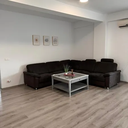 Mall Torontal Lux Apartment *
